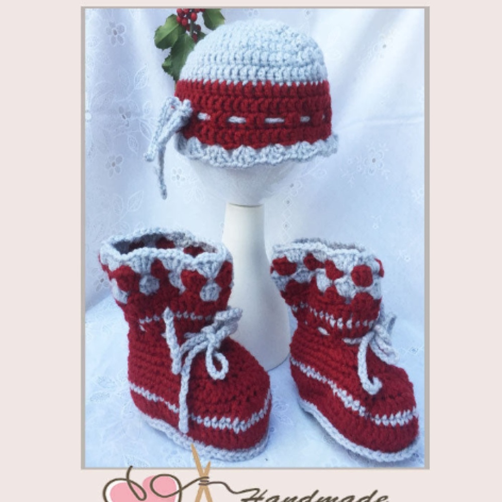 NWT Hand made in Europe - Artisan Baby set 6-9mo